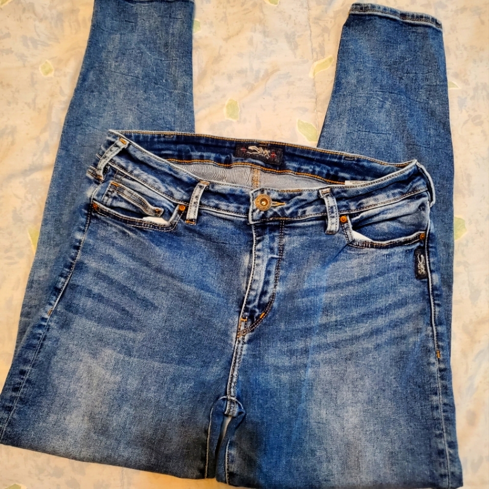 Silver Jean Co. 5 pocket jeans